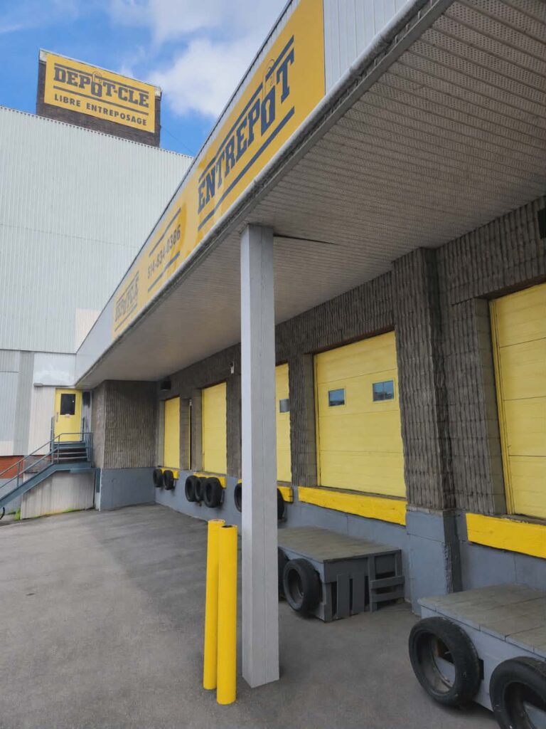 Storage Units at Depot-Cle Entreposage - 4840 Acorn St, Montreal, QC